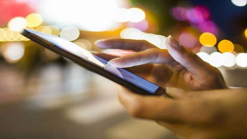 These dangerous apps getting installed automatically Lets copy secret content in a moment do this work