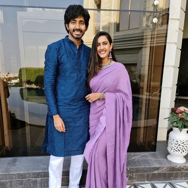 చైతన్య తొమ్మదో క్లాస్లో ఉన్నప్పటి నుంచి నిహారిక తెలుసని, అప్పటి నుంచి పరియం ఉందని చెప్పారు. ఆ పరిచయం కంటిన్యూ అవుతూ వచ్చిందన్నారు చైతన్య.