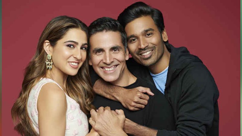 वहीं, अक्षय के वर्कफ्रंट की बात करें तो वे अभी भी फिल्मों में एक्टिव है। उनकी अपकमिंग फिल्म सूर्यवंशी, बेल बॉटम, अतरंगी रे, रामसेतु, रक्षा बंधन, पृथ्वीराज, बच्चन पांडे है। उनकी मोस्ट अवेटेड फिल्म सूर्यवंशी 2 अप्रैल को सिनेमाघरों में रिलीज हो रही है।
