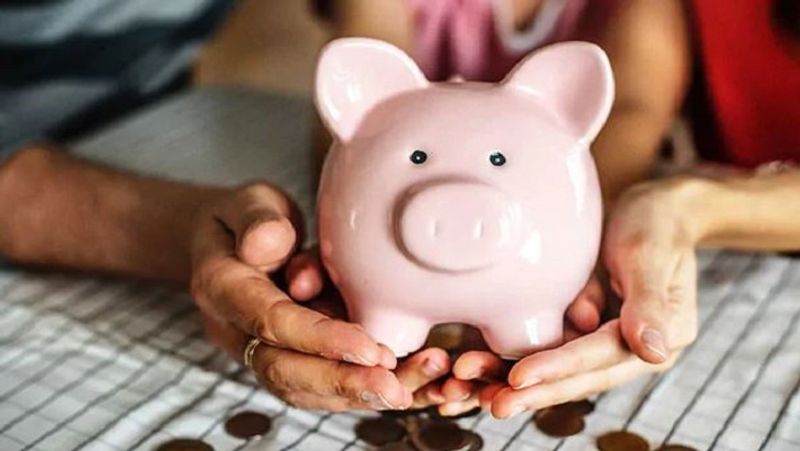 पोस्ट ऑफिस की इस स्कीम का सबसे बड़ा फायदा यह है कि जहां बैंकों में जमा 5 लाख रुपए तक की राशि पर सुरक्षा की गारंटी है, पोस्ट ऑफिस में 100 फीसदी निवेश पर सुरक्षा की गारंटी मिलती है। पोस्ट ऑफिस में जमा राशि पर सरकार की सॉवरेन गांरटी मिलती है। (फाइल फोटो)