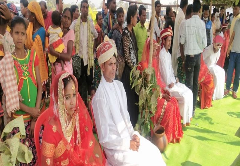 सोमडू व जोगी बताते हैं संगठन में रहते समय एक-दूसरे को जानते थे। प्रेम हुआ। बातचीत होती थी। सरेंडर के बाद प्यार और बढ़ गया। अब शादी के बाद वो सामान्य जिंदगी जीना चाहते हैं जो नक्सलियों के साथ मुमकिन नहीं थी।