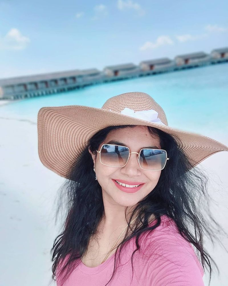 అనేక విమర్శలు, వ్యతిరేకత ఎదురైనా... సునీత వెరవకుండా రెండో వివాహం చేసుకున్నారు. రామ్-సునీతల పెళ్లి వెనుక ప్రేమ కథ కూడా ఉందని తాజాగా బయటపడింది.