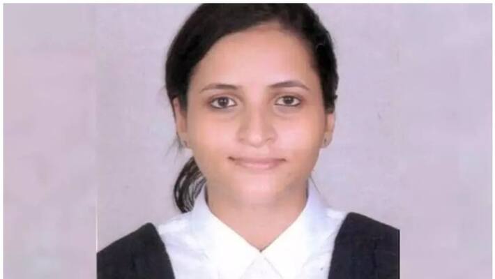 Toolkit case : Bombay HC grants 3-week transit pre-arrest bail to Nikita Jacob-dnm Toolkit case : Bombay HC grants 3-week transit pre-arrest bail to Nikita Jacob-dnm