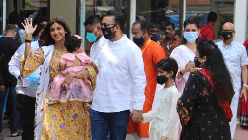 शिल्पा ने पिंकविला से बातचीत में बताया- हम पिछले काफी वक्त से दूसरे बच्चे के लिए कोशिश कर रहे थे। बेटे विआन के जन्म के बाद मुझे एंटीफॉस्फोलिपिड सिंड्रोम नाम की बीमारी हो गई थी। ये एक ऑटो इम्युन बीमारी थी। इसके कारण जब भी मैं प्रेग्नेंट होती थी, तो यह बीमारी दोबारा एक्टिव हो जाती थी। इससे कई बार मेरा मिसकैरिज भी हो गया था।