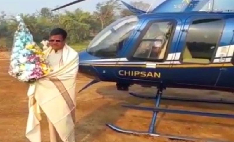 భీవండిలో ప్రముఖ కంపెనీలకు గోడౌన్లున్నాయి. ఈ గోడౌన్లను అద్దెకు ఇచ్చిన వారు పెద్ద ఎత్తున డబ్బులు సంపాదిస్తున్నారు. జనార్ధన్ కు కూడ గోడౌన్లు ఉన్నాయి.