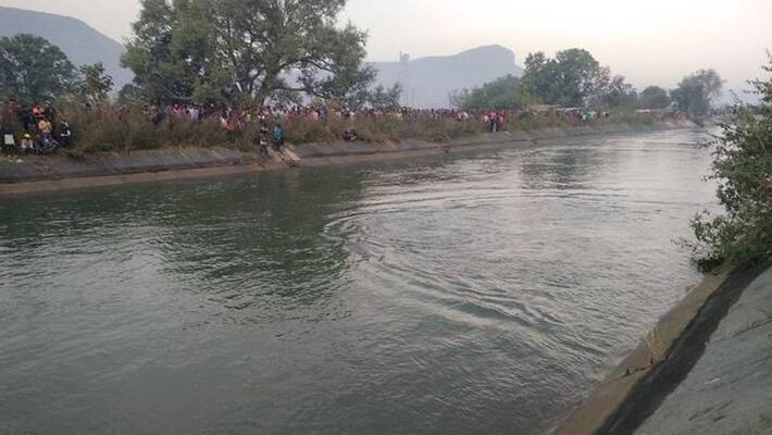 Three Killed in Canal at KR Pete in Mandya grg Three Killed in Canal at KR Pete in Mandya grg