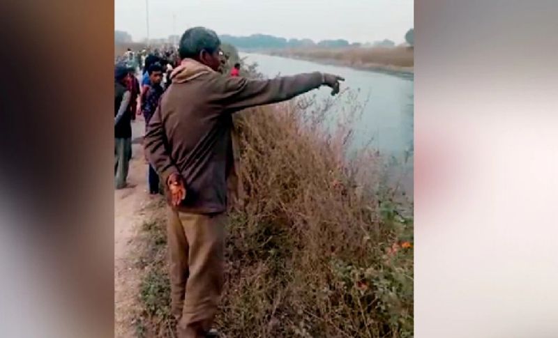  भीषण हादसे के बाद अफरा तफरी मच गई, 4 यात्रियों के शव बरामद कर लिए गए हैं। जबकि 7 लोगों को बचा लिया गया है। हादसे की शिकार बस जबलानाथ परिहार ट्रेवल्स की थी, जिसका नंबर Mp19p 1882 है। वहीं बस के मालिक कमलेश्वर सिंह हैं।
