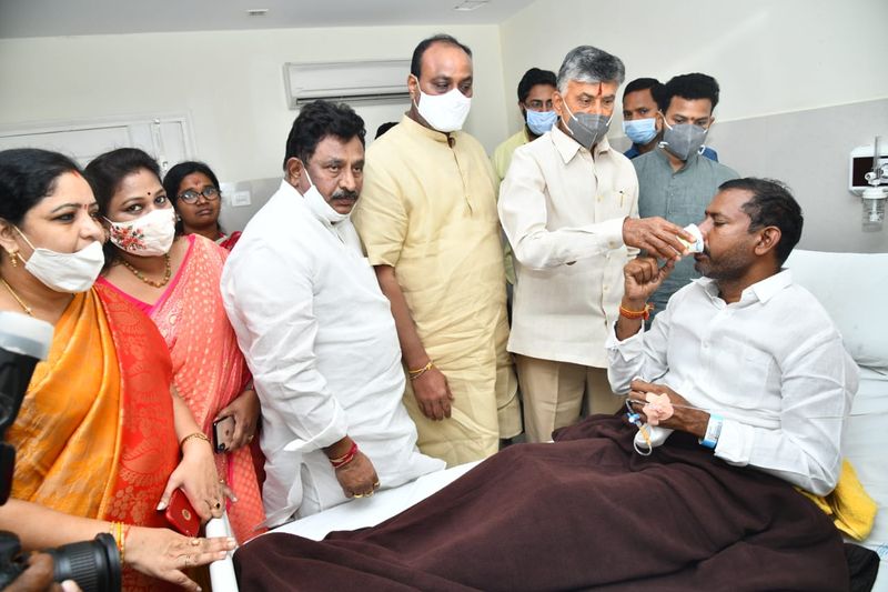 పల్లాను పరామర్శించిన టిడిపి అధినేత చంద్రబాబు
