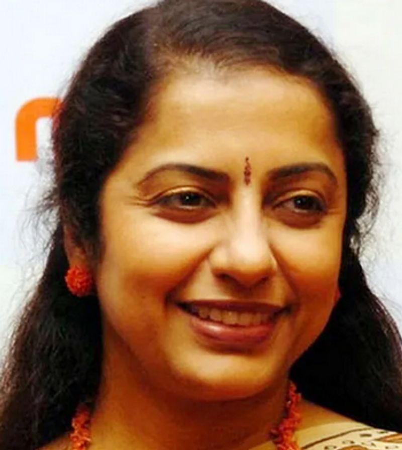 സുഹാസിനി തന്നെയാണ് ഫോട്ടോ ഷെയര് ചെയ്തിരിക്കുന്നത്.
