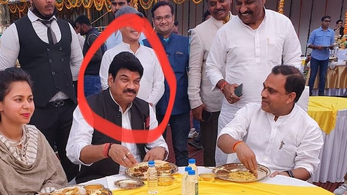 sidhi accident - Congress said - 45 bodies out, Transport Minister eating royal food, Minister's smile amid grief asa sidhi accident - Congress said - 45 bodies out, Transport Minister eating royal food, Minister's smile amid grief asa