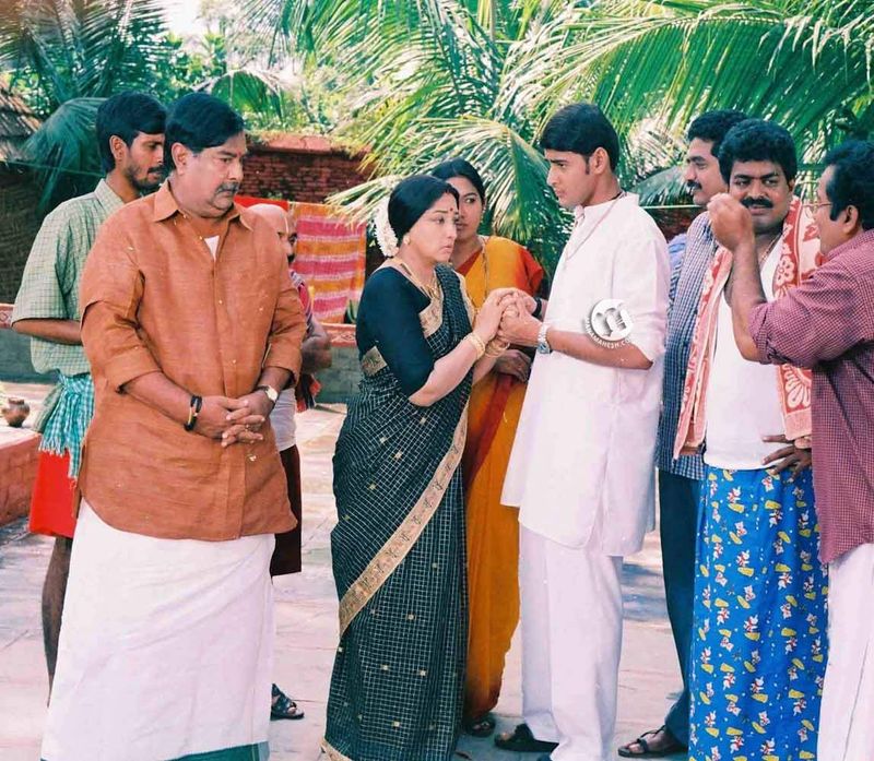 రామ్ ప్రసాద్ ఆర్ట్స్ పతాకంపై ఎన్. దేవి ప్రసాద్, రామలింగేశ్వరరావు సంయుక్తంగా నిర్మించారు. హీరోగా మహేష్కిది మూడో సినిమా.