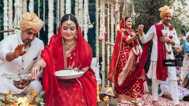 बता दें, दिया मिर्जा और वैभव के बीच मुलाकात कोरोना काल में हुई थी। लॉकडाउन में ही दोनों एक-दूसरे के नजदीक आए। वैभव भी शादीशुदा हैं और उनकी एक बेटी भी है। हालांकि वो अपनी पहली पत्नी को तलाक दे चुके हैं।
