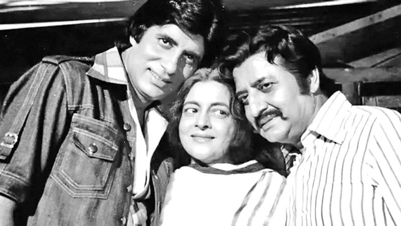 नलिनी जयवंत ने बहन (1941), आंखें (1950), नौजवान (1951), लकीरें (1954), रेलवे प्लेटफॉर्म (1955), मिलन' (1958), 'हम सब चोर हैं' (1956), 'सेनापति' (1961), 'नीलमणि' (1957), 'गर्ल्स होस्टल' (1963) सहित कई फिल्मों में काम किया।