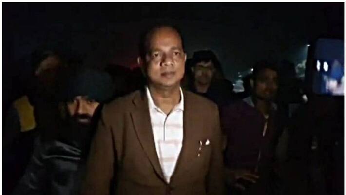 West Bengal minister Jakir Hossain injured in bomb attack West Bengal minister Jakir Hossain injured in bomb attack