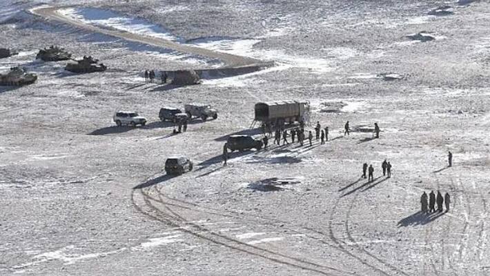 India China border standoff to decrease, PLA soldiers return 3 kilometer back from LAC east ladakh Gogra hot springs, DVG India China border standoff to decrease, PLA soldiers return 3 kilometer back from LAC east ladakh Gogra hot springs, DVG