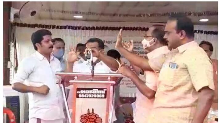 INTUC leader was dismissed from stage INTUC leader was dismissed from stage