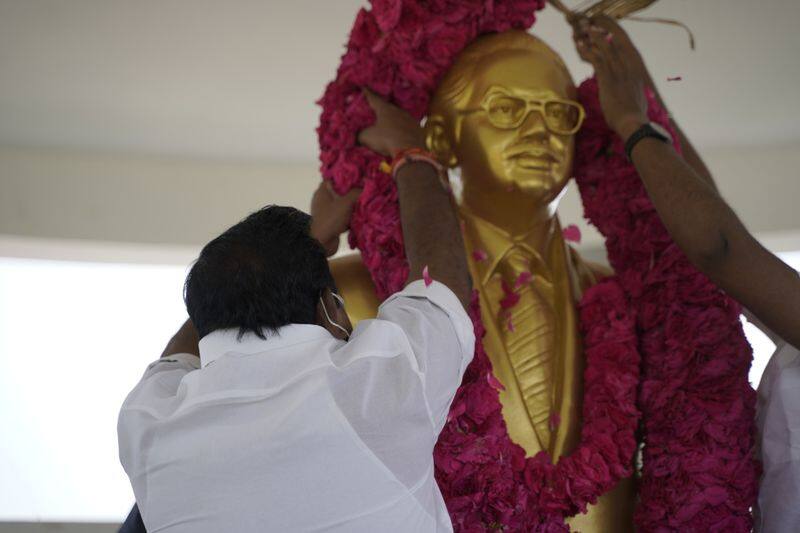 chief minister edappadi palaniswami pays florial tribute to sivanthi aditanar statue in thiruchendur