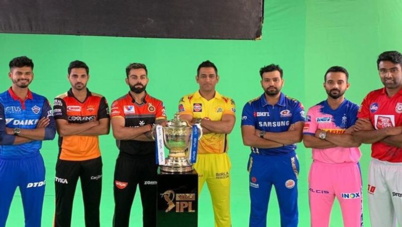 IPL 2022 BCCI confirms 4 retentions for 8 existing teams Salary Cap Limits Rs 90 Crore kvn