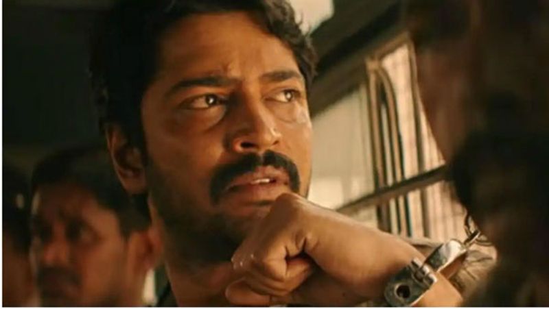 సాఫ్ట్ వేర్ ఎంప్లాయి అయిన బండి సూర్య ప్రకాష్ (అల్లరి నరేష్)ది హ్యాపీ లైఫ్. మీనాక్షి (నవమి)తో ప్రేమలో పడతాడు. నిశ్చితార్దం కూడా అవుతుంది. అంతా బాగుంది అనుకున్న టైమ్ లో జీవితం అనుకోని మలుపు తీసుకుంటుంది. అతన్ని ఓ రోజు పోలీస్ లు వచ్చి అరెస్ట్ చేస్తారు. పౌర హక్కుల సంఘం కార్యకర్త రాజగోపాల్ (సీవీఎల్ నరసింహరావు) ని హత్య చేసావంటారు. సూర్య ప్రకాష్ నేరం ఒప్పుకోడు. కానీ సాక్ష్యాలు క్రియేట్ చేసి జైల్లో ఉంచేస్తారు. ఆ తర్వాత చిన్నాభిన్నమైన సూర్యప్రకాష్ జీవితం నరకం అయ్యిపోతుంది. ఏం చేయాలో తోచదు. ఎలా బయిటపడాలో అర్దం కాదు. అసలు తనెందుకు అన్యాయంగా ఈ జైల్లో మ్రగ్గిపోతున్నాడో అసలు తెలియదు.