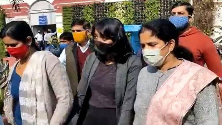 Disha Ravi case Delhi High Court said that balance in free speech is necessary kpn Disha Ravi case Delhi High Court said that balance in free speech is necessary kpn