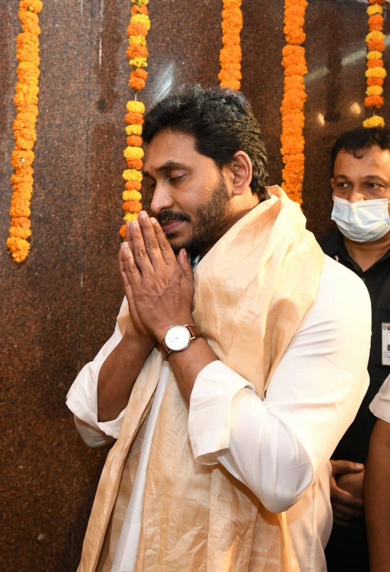 అంతర్వేది ఆలయంలో సీఎం జగన్... నూతన రథం ప్రారంబోత్సవం