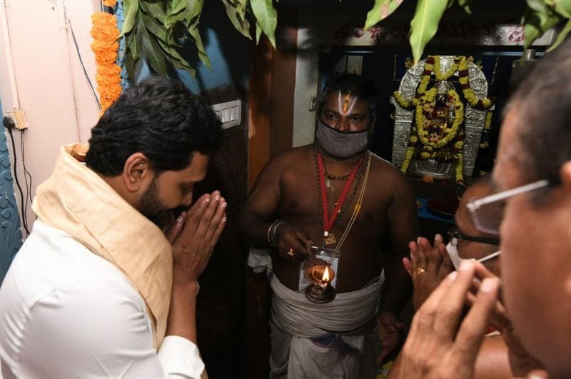 అంతర్వేది ఆలయంలో సీఎం జగన్... నూతన రథం ప్రారంబోత్సవం