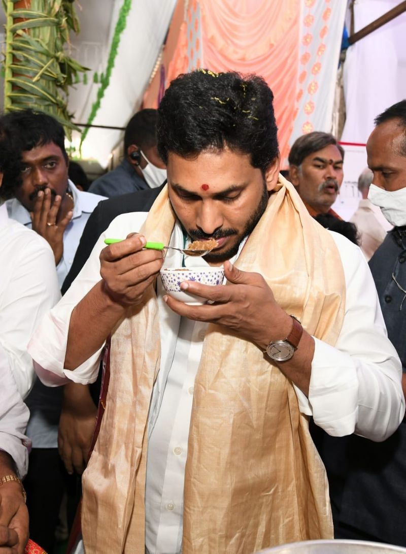 అంతర్వేది ఆలయంలో సీఎం జగన్... నూతన రథం ప్రారంబోత్సవం