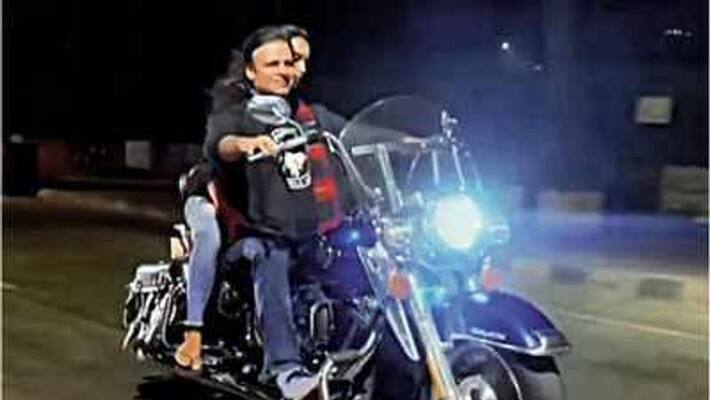 FIR against Vivek Oberoi for not wearing helmet and mask while riding bike with wife FIR against Vivek Oberoi for not wearing helmet and mask while riding bike with wife