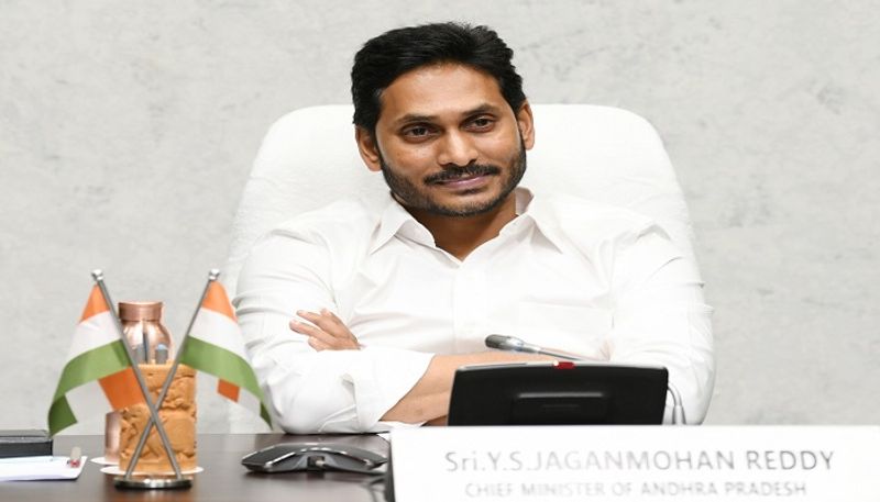- ప్రతి ఆర్బీకేల్లో సేంద్రీయ వ్యవసాయ విధానాలను ప్రోత్సహిస్తున్నాం- పోలవరం ప్రాజెక్టు నిర్మాణ ఖర్చులో సవరించిన అంచనాలకు వెంటనే ఆమోదం తెలపాలని కోరుతున్నాను- విద్యుత్ ఖర్చులను తగ్గించుకునే క్రమంలో సంప్రదాయేతర విద్యుత్ను ప్రోత్సహిస్తున్నాం- 10 వేల మెగావాట్ల సోలార్విద్యుత్ ప్రాజెక్టుల ఏర్పాటుకు ఇటీవల టెండర్ ప్రక్రియను కూడా చేపట్టాం- రాష్ట్రంలో ఉన్న సౌరశక్తిని పరిధిలోనికి తీసుకుని 30 ఏళ్ల కాలానికి యూనిట్కు రూ.2.48 పైసలకు యూనిట్విద్యుత్ రాష్ట్రానికి అందుబాటులోకి వస్తోంది- సగటున రూ.5.2లకు యూనిట్ కరెంటును రాష్ట్రం కొనుగోలు చేస్తోంది- రివర్స్ పంపింగ్ టెక్నాలజీద్వారా మరో 33వేల మెగావాట్ల కరెంటు ఉత్పత్తి దిశగా ప్రభుత్వం అడుగులు వేస్తోంది- రివర్స్ పంపింగ్ టెక్నాలజీ ద్వారా విద్యుత్ ఉత్పత్తి విషయంలో జాతీయ స్థాయిలో ఒక విధానాన్ని తీసుకురావాలని కోరుతున్నాను- విద్యా రంగంలో నాడు – నేడు కార్యక్రమాన్ని చేపట్టాం- 46 వేల ప్రభుత్వ పాఠశాలలు, జూనియర్ కాలేజీలు, డిగ్రీ కాలేజీలను, ప్రభుత్వ హాస్టళ్లను ఈ కార్యక్రం కింద బాగుచేస్తున్నాం