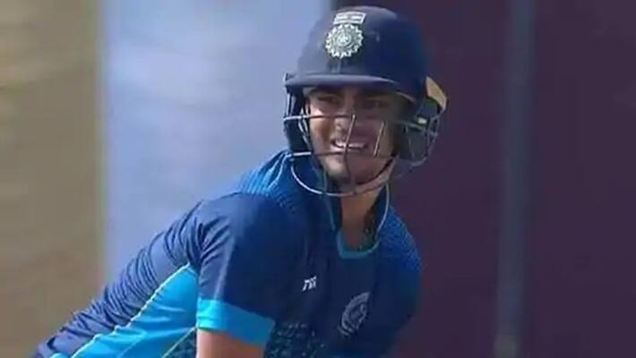 Vijay Hazare Trophy 2021: Ishan Kishan hits 173 runs with 11 sixes and 19 fours dva Vijay Hazare Trophy 2021: Ishan Kishan hits 173 runs with 11 sixes and 19 fours dva