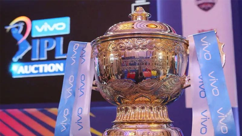 <p>আইপিএলের ৫৬টি ম্যাচের মধ্যে চেন্নাই, মুম্বই, কলকাতা ও বেঙ্গালুরুতে ১০টি করে ম্যাচ আয়োজিত হবে। আমদাবাদ ও দিল্লি ৮টি করে ম্যাচ আয়োজন করবে।<br />
</p>