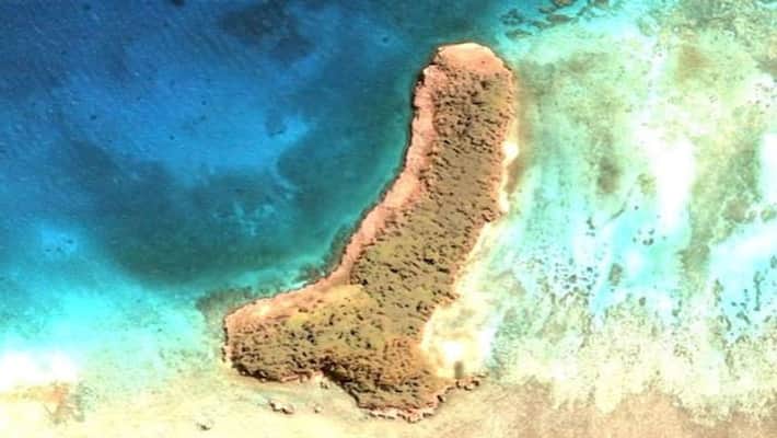 woman discovered weird shaped island in middle of pacific ocean over google map kph woman discovered weird shaped island in middle of pacific ocean over google map kph