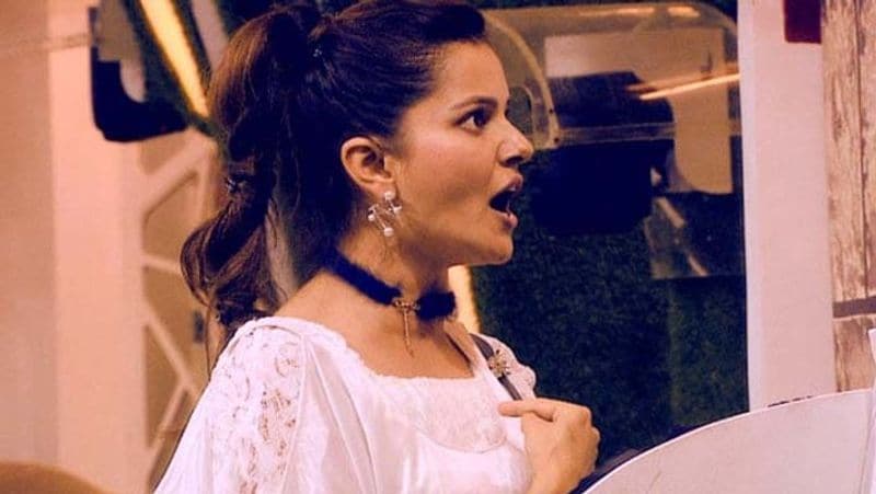 Bigg Boss 12 contestant and friend of Rubina, Srishty Rode said, "Rubina Dilaik should lift the trophy. I support her because she really deserves it after the way she has played. She is also the only one who has been in the house since day one. Apart from that, when she talks, she knows how to shut down others – she has a certain style of talking, which I like watching. I also like the way she has played the game from the beginning." 
