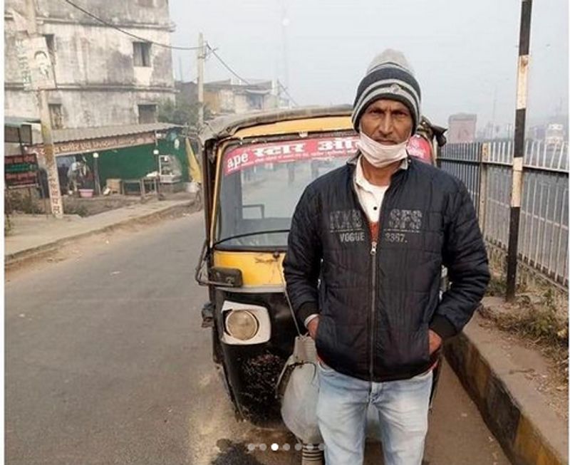 मान्या ने बताया, "मुंबई में आने के 2 साल बाद मैंने पापा को फोन किया तो वो बहुत रोए। मैंने उन्हें कह दिया कि मुंबई ही मेरी असली जगह ये ही मैं हूं और वो ताज मैं जीतकर रहूंगी। पापा ने अगले दिन कहा ठीक है इस जर्नी में हम भी तुम्हारा साथ देंगे। मान्या के माता-पिता मुंबई चले आए और बेटी के साथ रहने लगे। यहां उनके पिता ने एक ऑटो रिक्शा खरीद लिया और इस तरह घर चलाने लगे। मान्या की मां ने गहने गिरवी रखकर बेटी की फीस भरी थी।