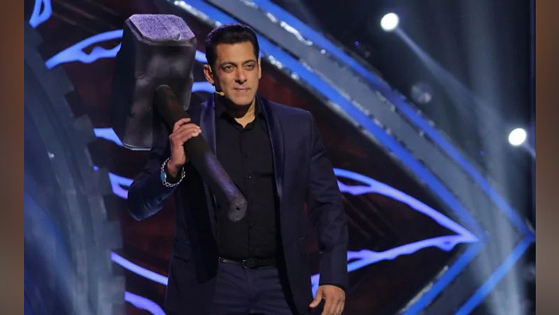 Bigg Boss 15: Is Salman Khan paid less this season? Actor requests to increase pay-SYT