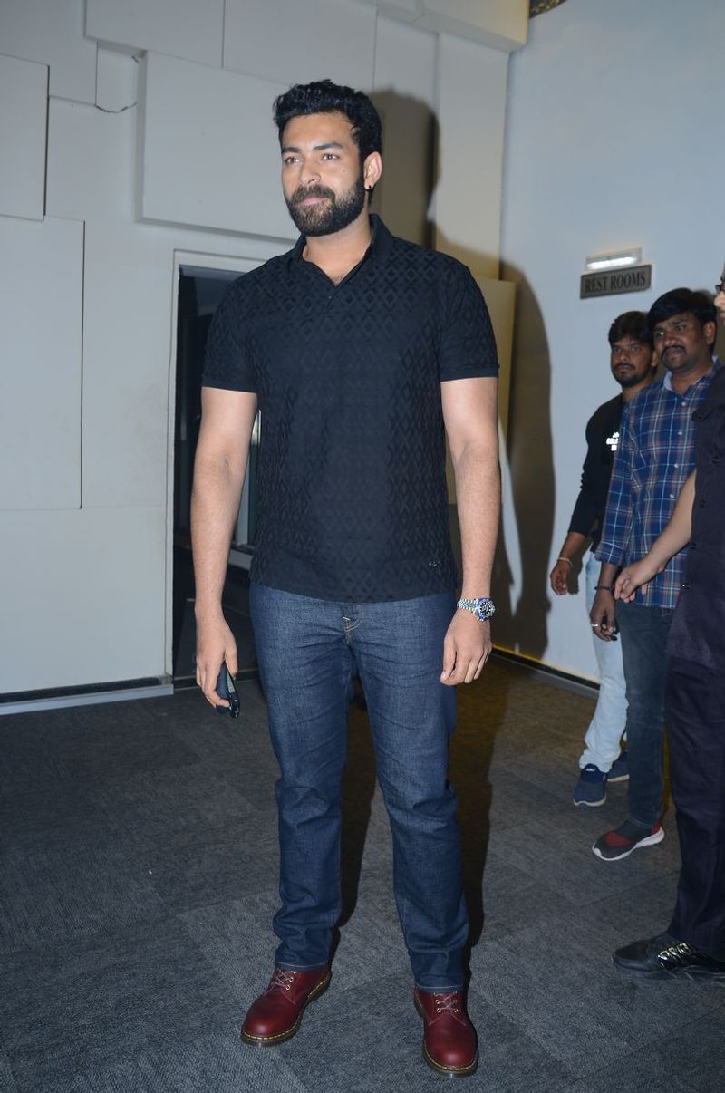 `చెక్` ప్రీ రిలీజ్ ఈవెంట్ ఫోటోలు.
