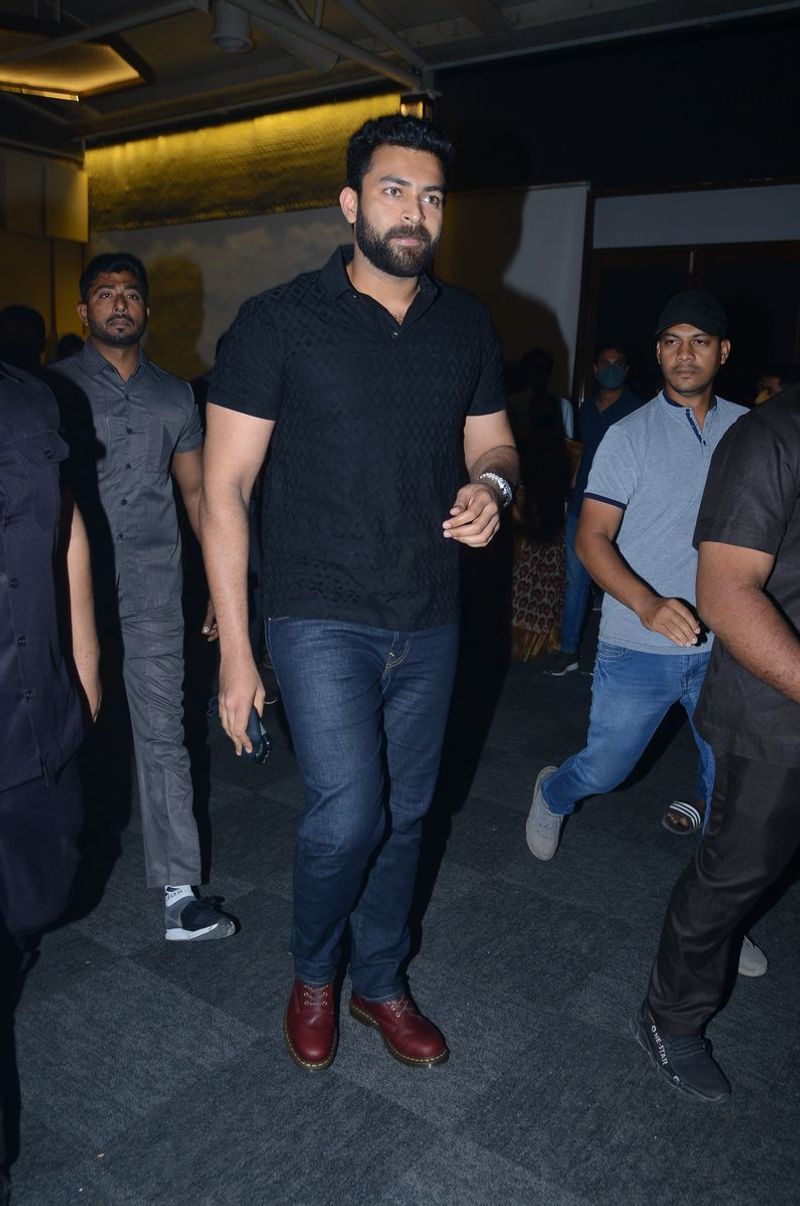 `చెక్` ప్రీ రిలీజ్ ఈవెంట్ ఫోటోలు.