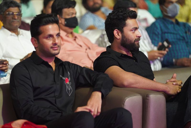 `చెక్` ప్రీ రిలీజ్ ఈవెంట్ ఫోటోలు.