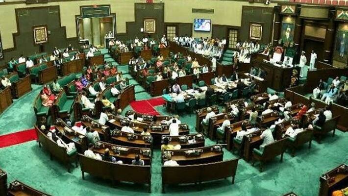 madhya pradesh budget session mla girish gautam elected unopposed assembly speaker congress mla ride bicycles KPR madhya pradesh budget session mla girish gautam elected unopposed assembly speaker congress mla ride bicycles KPR