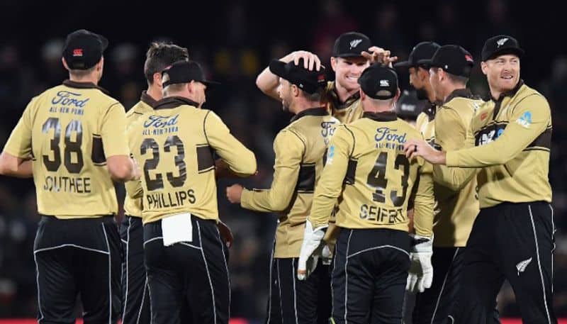 new zealand beat bangladesh by 5 wickets in second odi and win series
