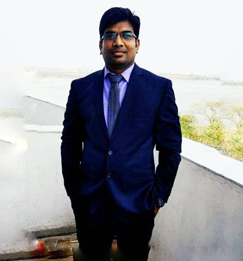 इस परीक्षा में कैंडिडेट्स को दिल बड़ा रखना होता है। धैर्य के साथ लगातार कड़ी मेहनत करनी होती है तभी सफलता मिलती है। परिवार के सपोर्ट को मोटिवेशन मानकर तैयारी करते रहें। एक दिन सक्सेज आपके कदम जरूर चूमेगी।
