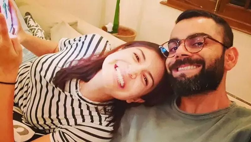 <p>এতটাই গোপনীয়তা বজায় রাখতে পছন্দ করেন তিনি। তাই মেয়ের ক্ষেত্রেও তার ব্যতিক্রম হল না। </p>
