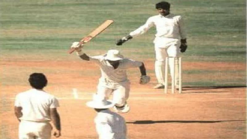 సిడ్నీలో జెఫ్ థామ్సన్ బౌలింగ్లో వర్షానికి తడిసిన పిచ్లో కూడా చక్కగా బ్యాటింగ్ చేయగలిగా. అయితే చెన్నై పిచ్ మాత్రం నాకు నిద్రలేని రాత్రులను మిగిల్చింది...