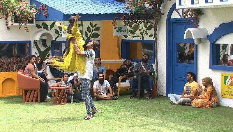 Feroz dancing with the surya Sajina wants to take it with her interesting moments in bigg boss season 3