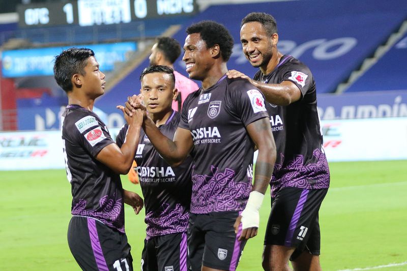 It all began in the seventh minute when Ahmed Jahouh fouled Jerry Mawihmingthanga inside the box. Diego Maurício successfully converted the resulting penalty through his right foot to the centre to put Odisha ahead in the following minute.