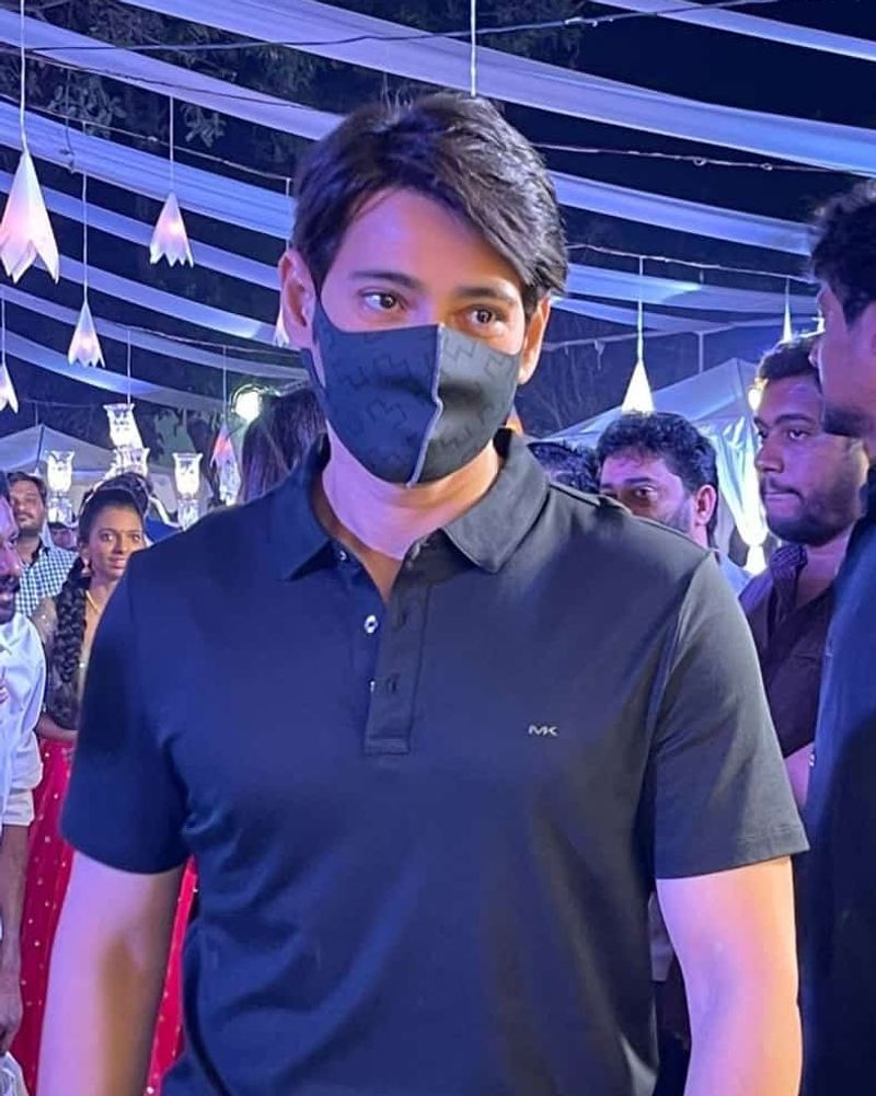 సుకుమార్ కూతురు శారీ ఫంక్షన్లో మహేష్.