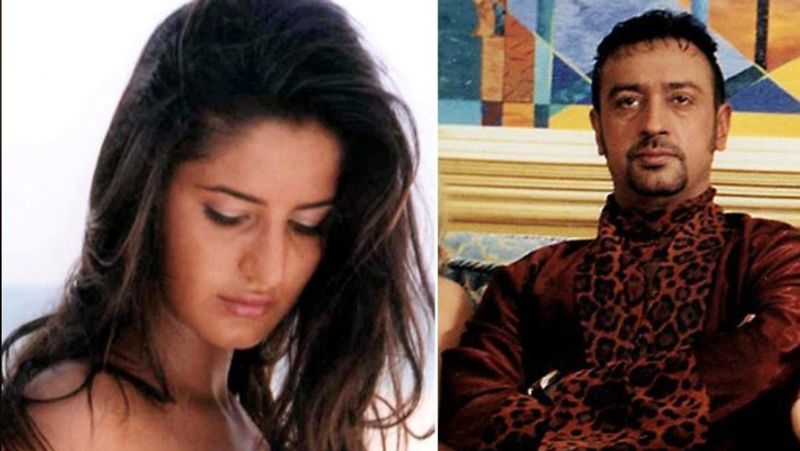 <p>গ্রোভার আরও জানিয়েছিল, ছবিতে এই দৃশ্যটিই সবচেয়ে কঠিন ছিল। এই ঘনিষ্ঠ দৃশ্যের শ্যুটিং করতে প্রায় ২ ঘন্টারও বেশি সময় লেগেছিল। দুবাইয়ে শুটিং হয়েছিল।</p>