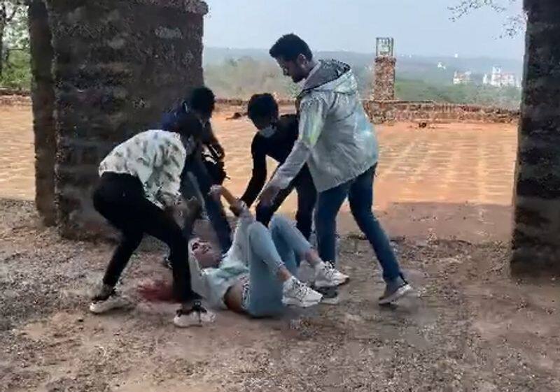Priya Prakash Varrier Falls On The Ground During Shooting dpl