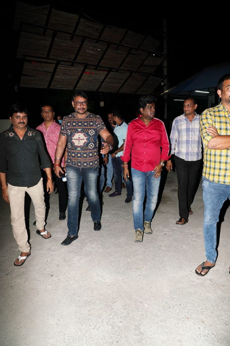<p>ನಟಿ ಆಶಾ ಭಟ್ ರಾಬರ್ಟ್ಗೆ ಜೊತೆಯಾಗಿದ್ದು, ಸಿನಿಮಾ ಹವಾ ಭರ್ಜರಿಯಾಗಿದೆ.</p>