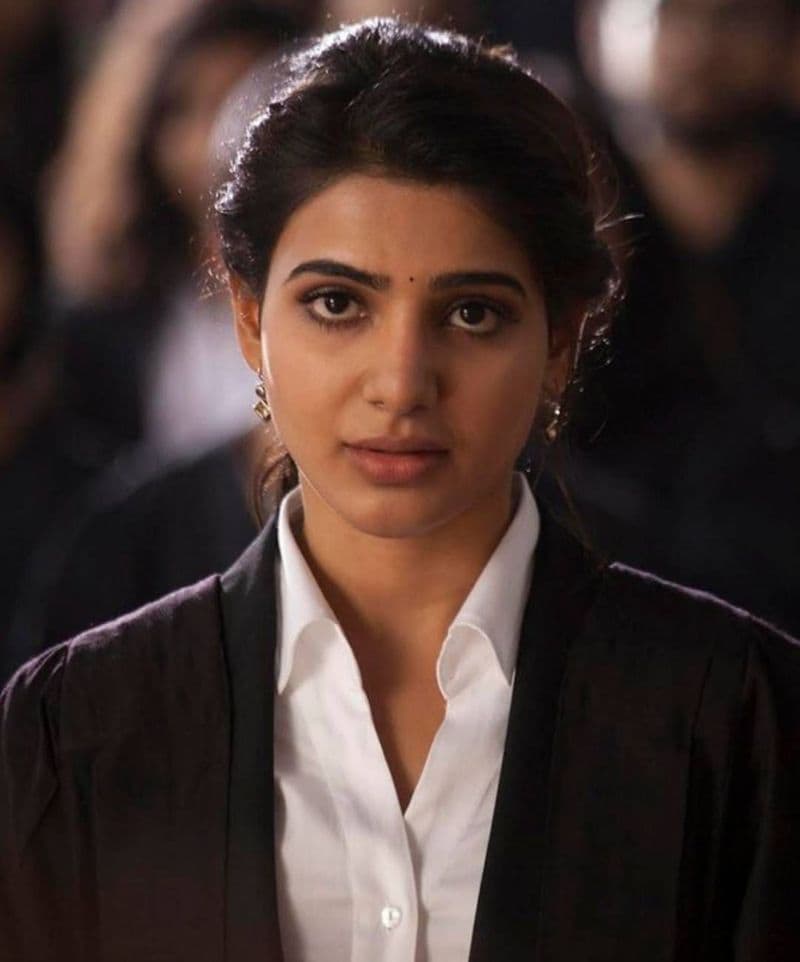 தமிழ், தெலுங்கு, இந்தி படங்களில் நாயகியாக நடித்து வருகிறார். கவர்ச்சிக்கும் எவ்வித தடையும் சொல்லாமல், தன்னுடைய நடிப்பு திறமைக்கு சவாலான கதாபாத்திரங்களை நடித்து வருகிறார். 